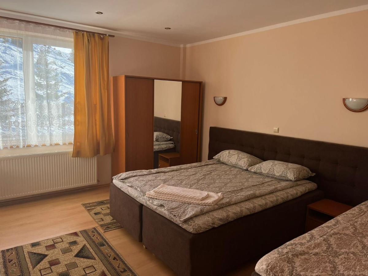 Hotel Felix Muntele Mic Exteriör bild